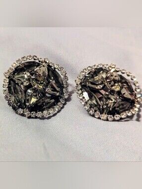 Vtg Weiss black & white aurora borealis clip on earrings